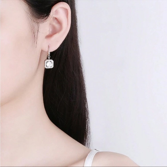 Swarovski Elements Crystal Square Earrings - Picture 6 of 7